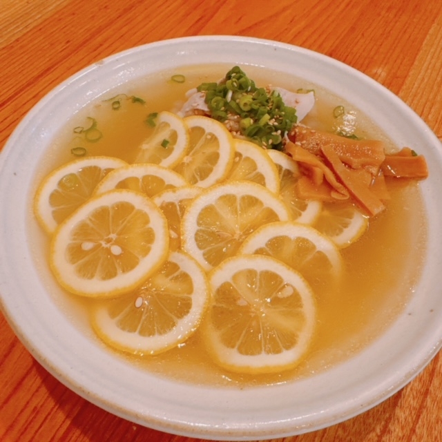 レモンラーメンの写真